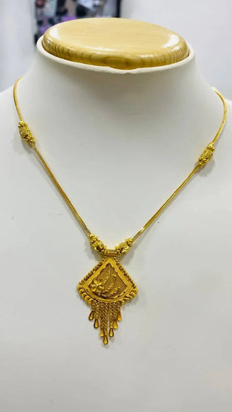 light weight gold necklace, kanthi design