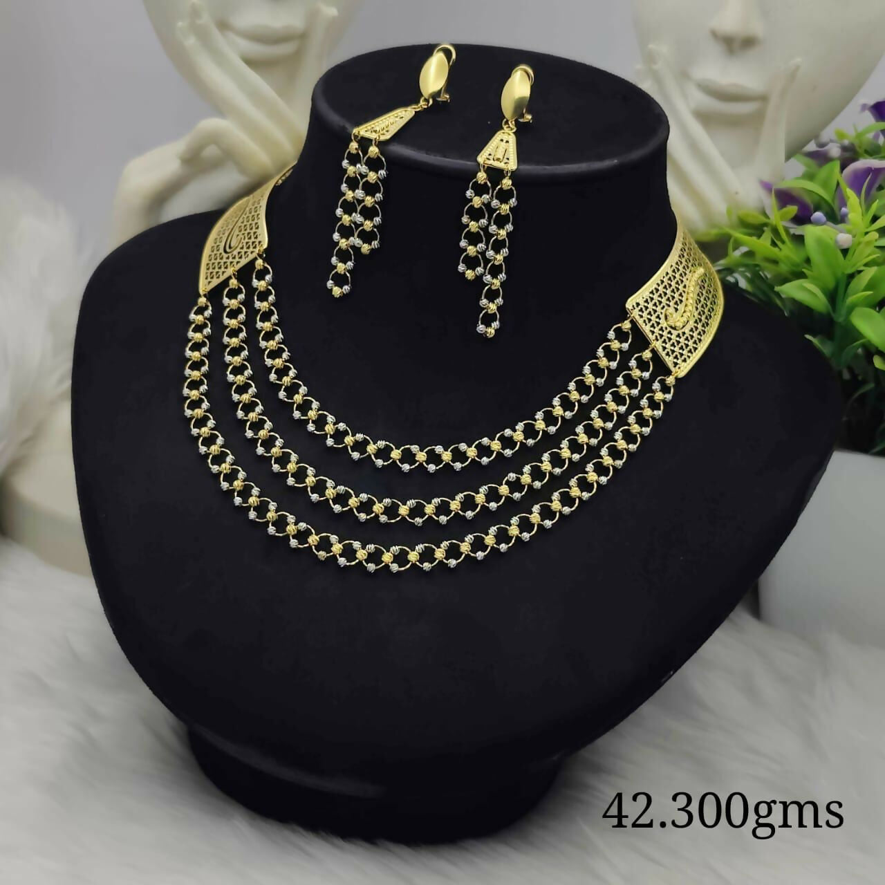 18kt Italian Necklace Sarafa Bazar India