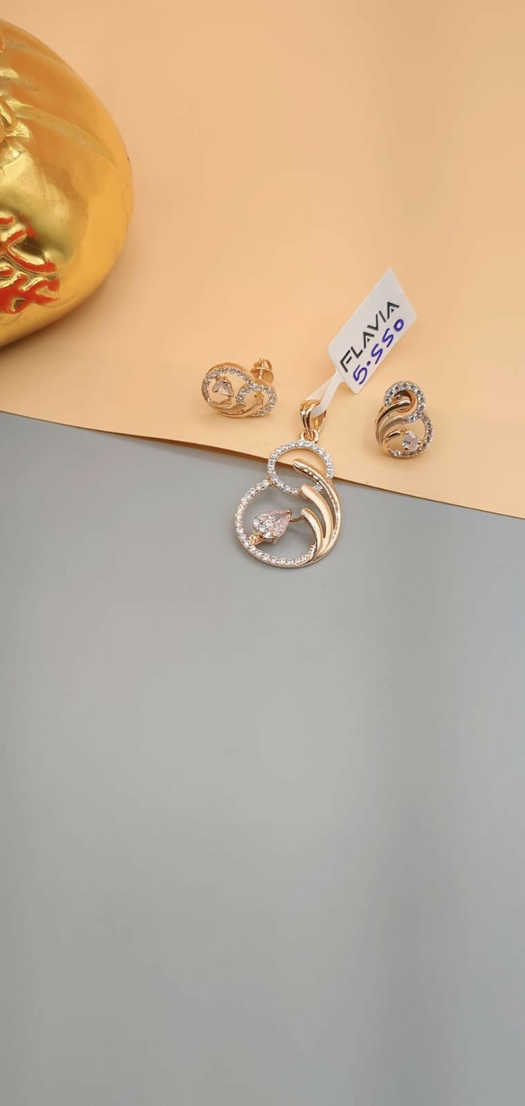 18kt Rose Gold Pendant Set Sarafa Bazar India