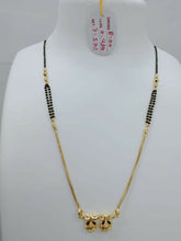 SHORT GOLD MANGALSUTRA Sarafa Bazar India