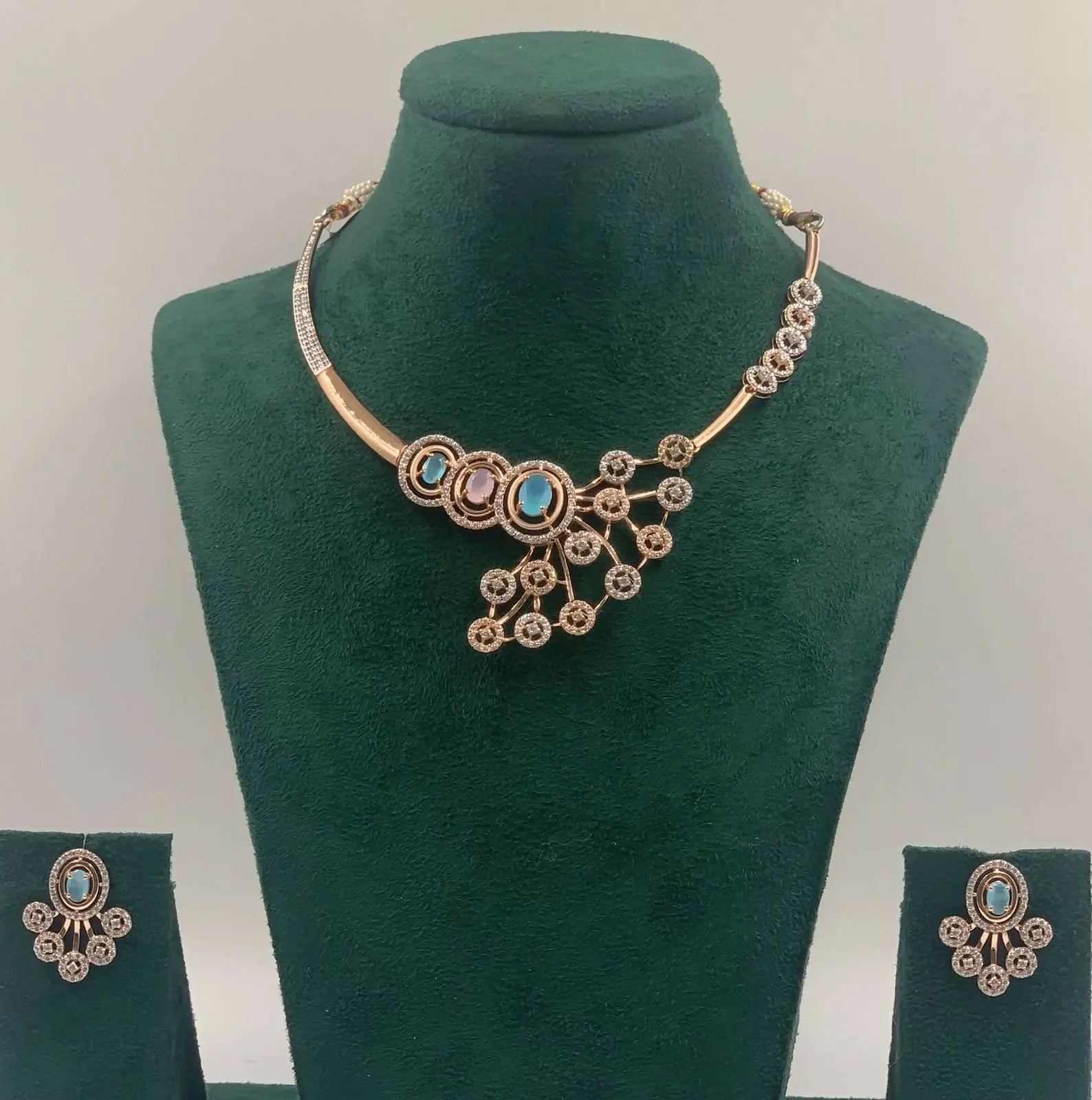18kt CZ Rose Gold Necklace Sarafa Bazar India