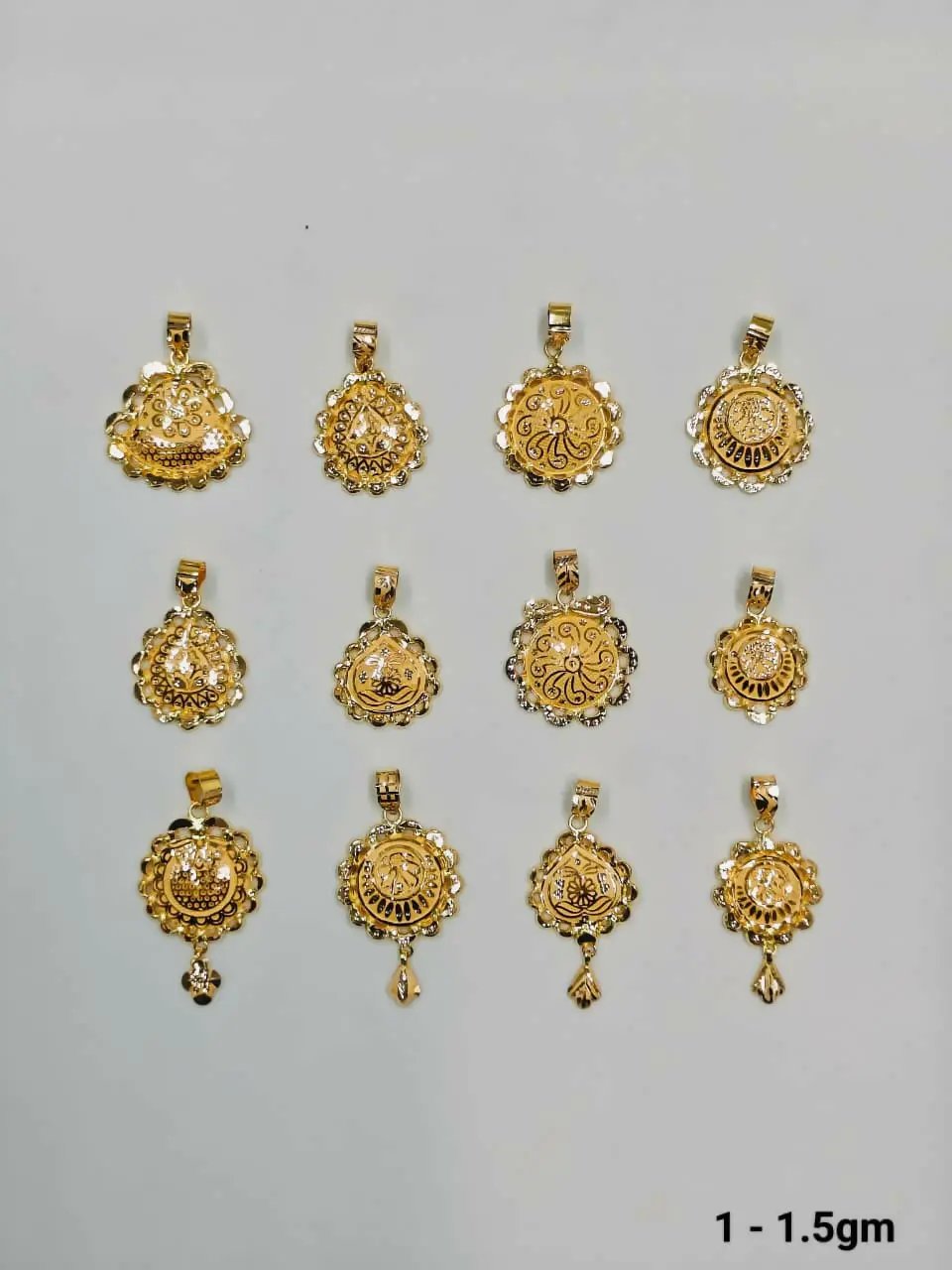 18kt Gold Pendants Sarafa Bazar India