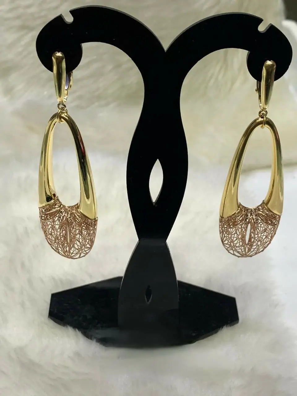 18kt Italian Earrings Sarafa Bazar India