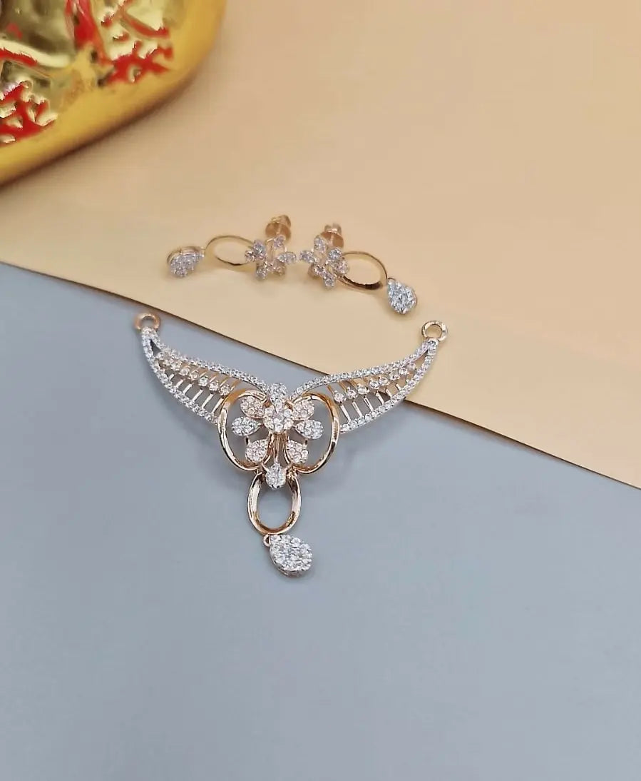 18kt Rose Gold CZ Mangalsutra Pendant Sarafa Bazar India