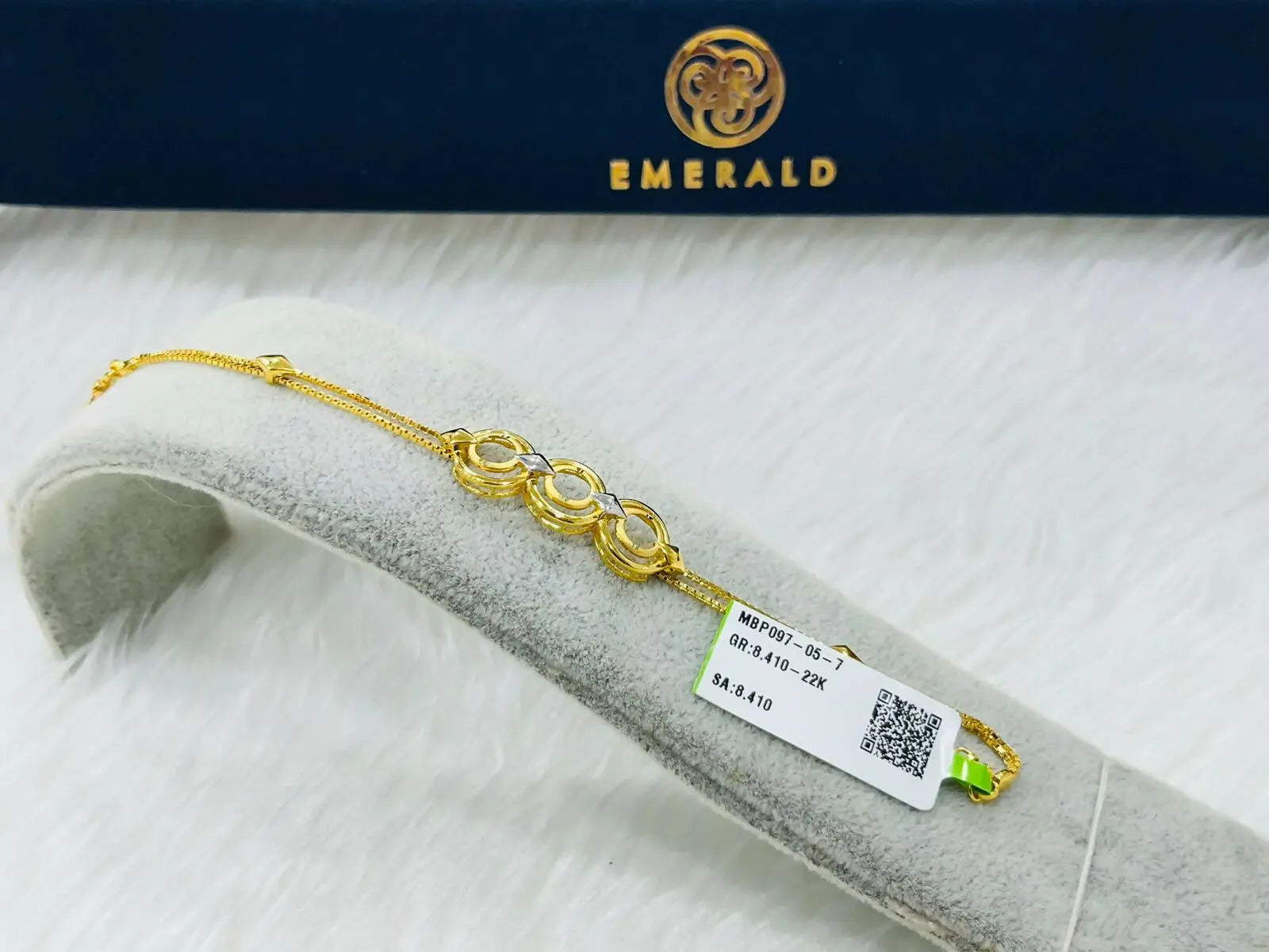 1 Gram Gold Forming 3 Line Etched Design High-quality Bracelet For Men -  Style B879, मेंस ब्रेसलेट - Soni Fashion, Rajkot | ID: 2849778726973