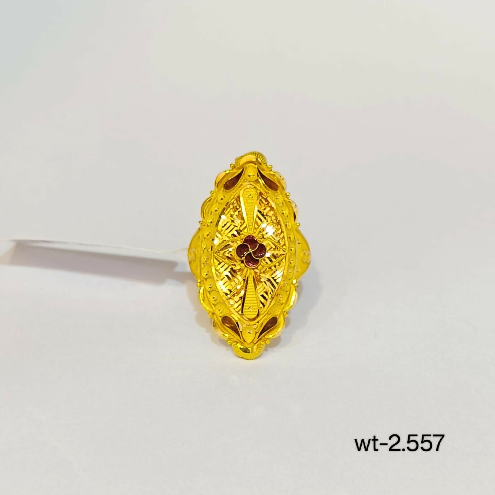 Gold Ladies Ring Sarafa Bazar India