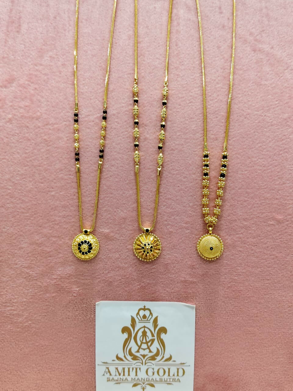 Gold Mangalsutra Sarafa Bazar India