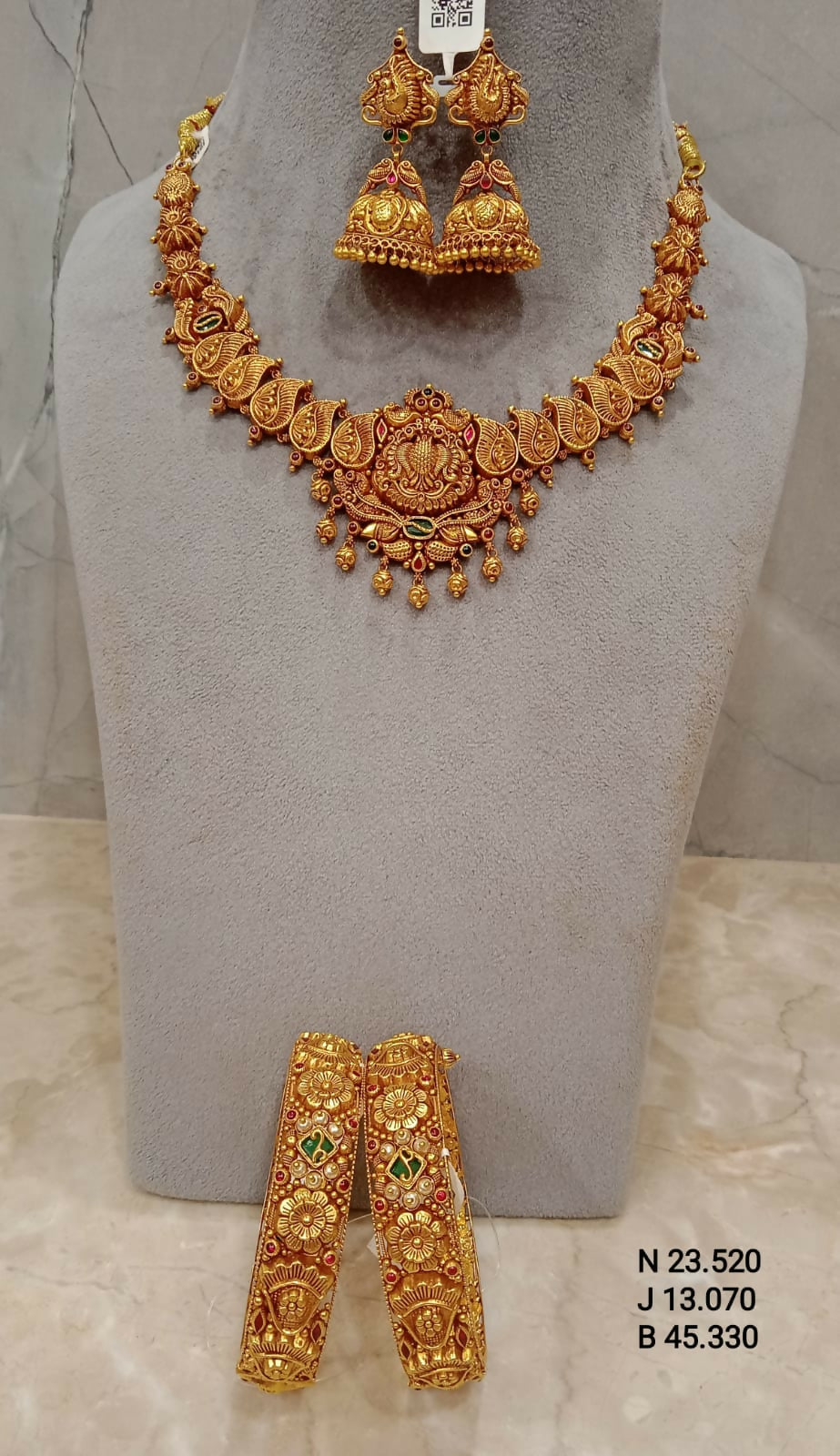 Antique Temple Necklace & Bangles Sarafa Bazar India