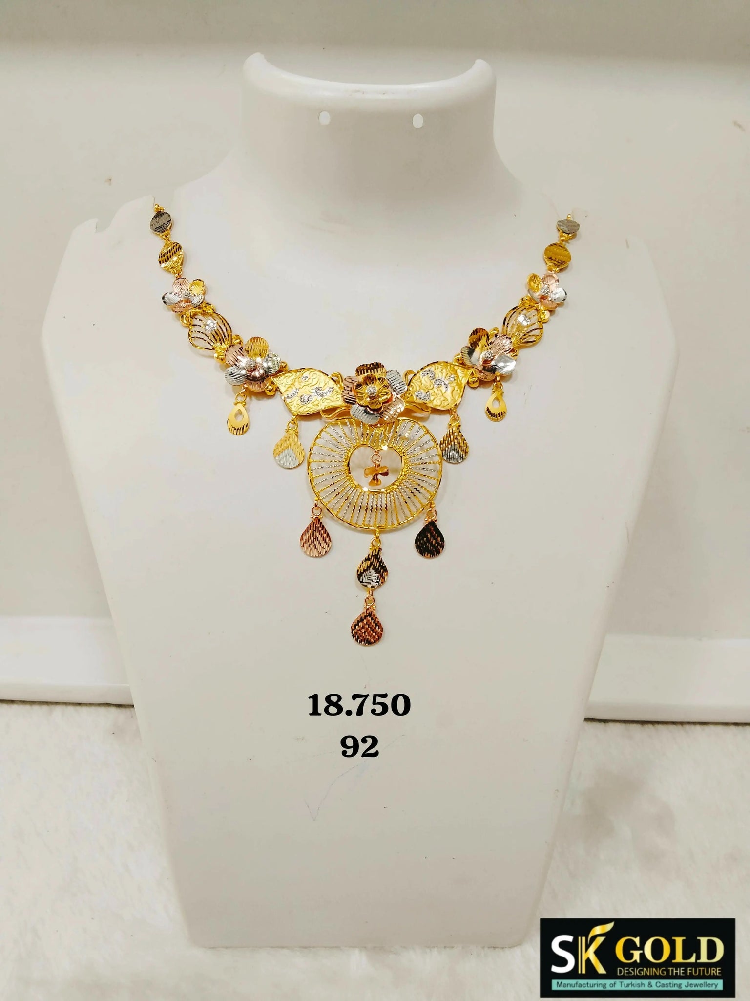 22kt Flora Necklace Sarafa Bazar India