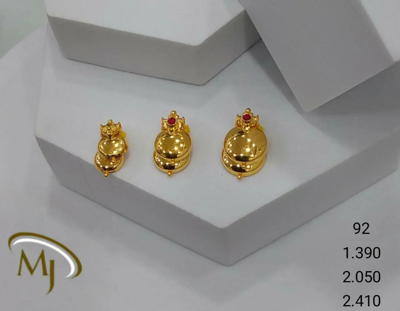 22kt Gold Ladies Pendants Sarafa Bazar India