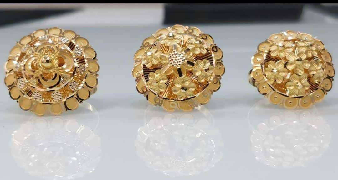 Gold Ladies Ring Sarafa Bazar India