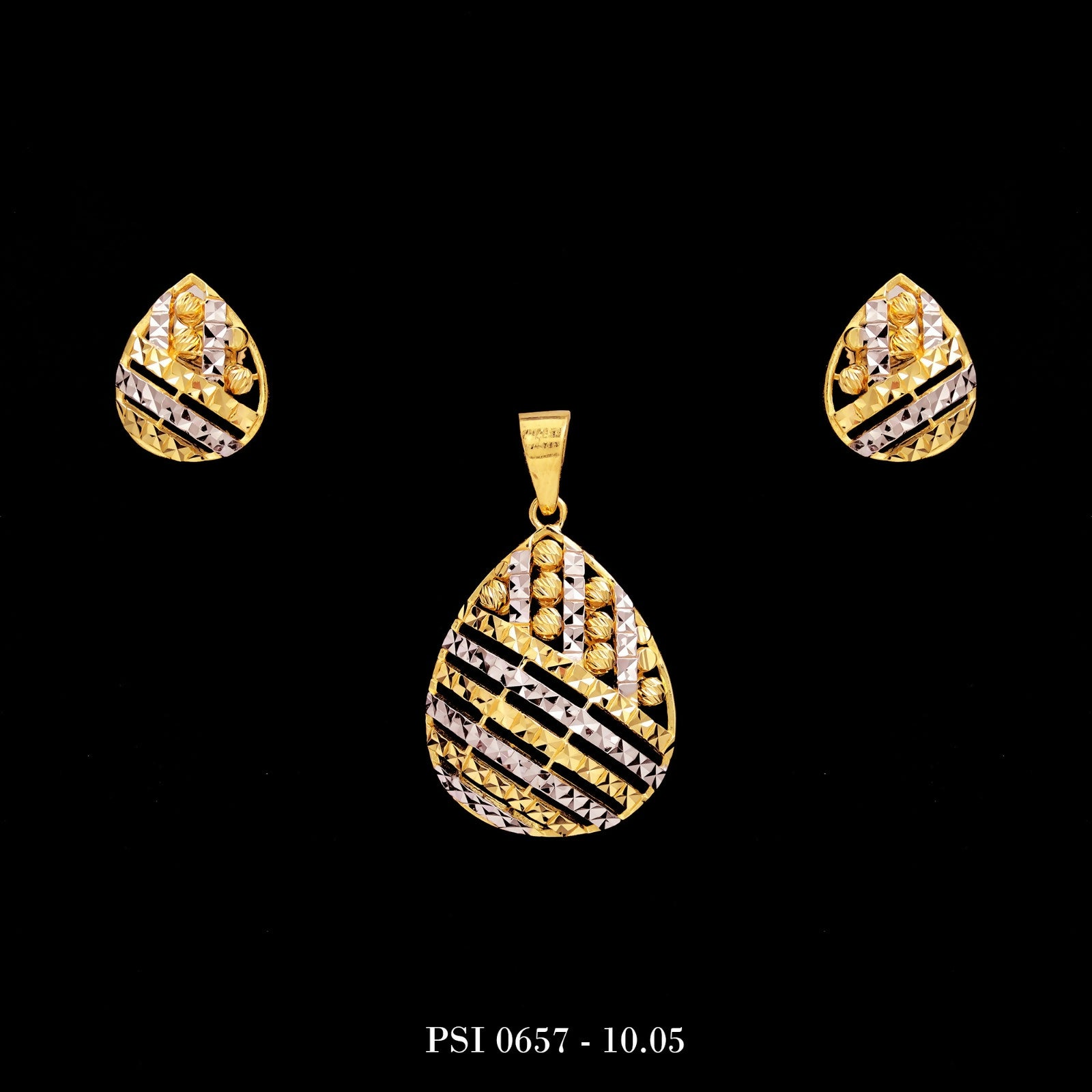 Plain Casting Pendant Set Sarafa Bazar India