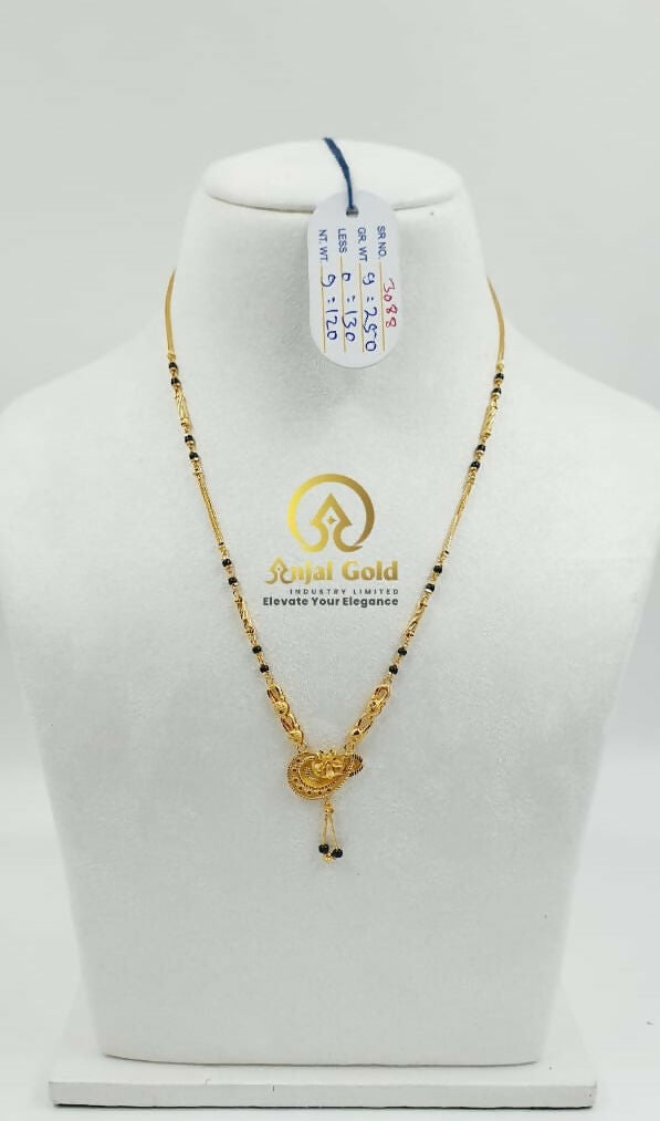 Gold Mangalsutra Sarafa Bazar India