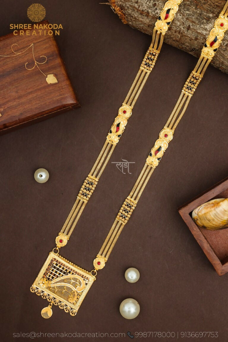 Gold Mangalsutra Sarafa Bazar India