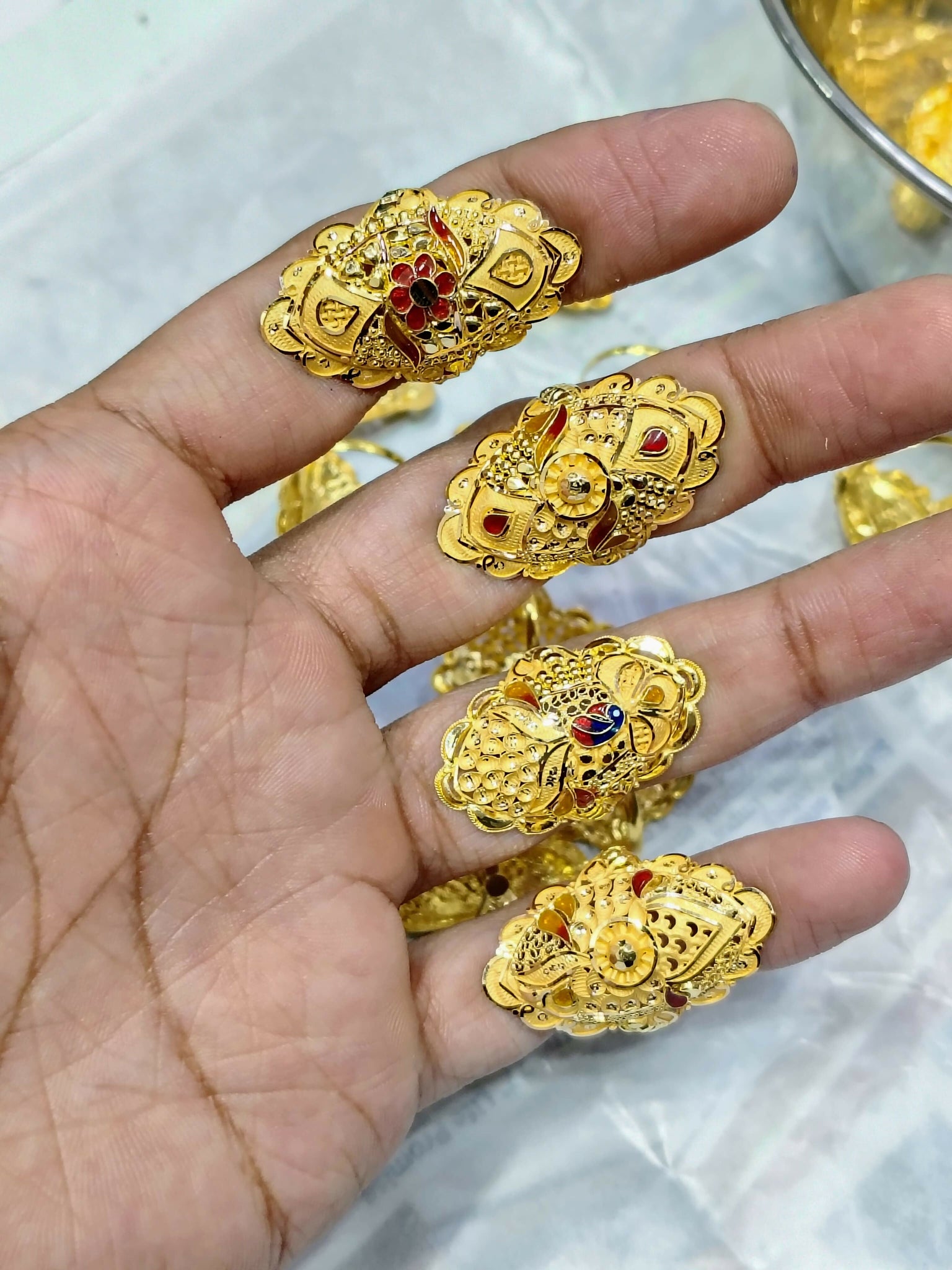 Gold Ladies Rings Sarafa Bazar India