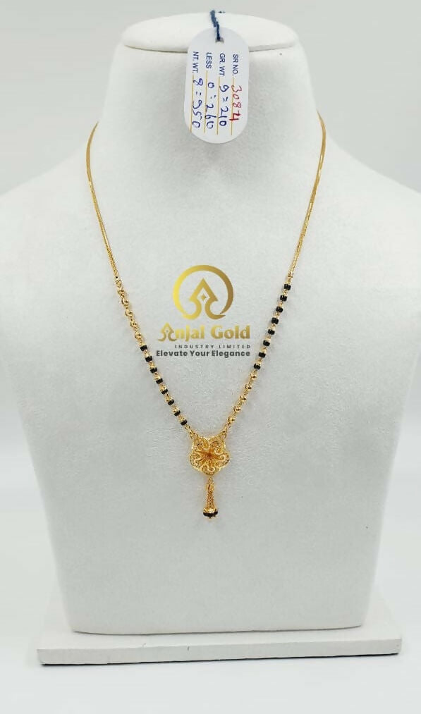 Gold Mangalsutra Sarafa Bazar India