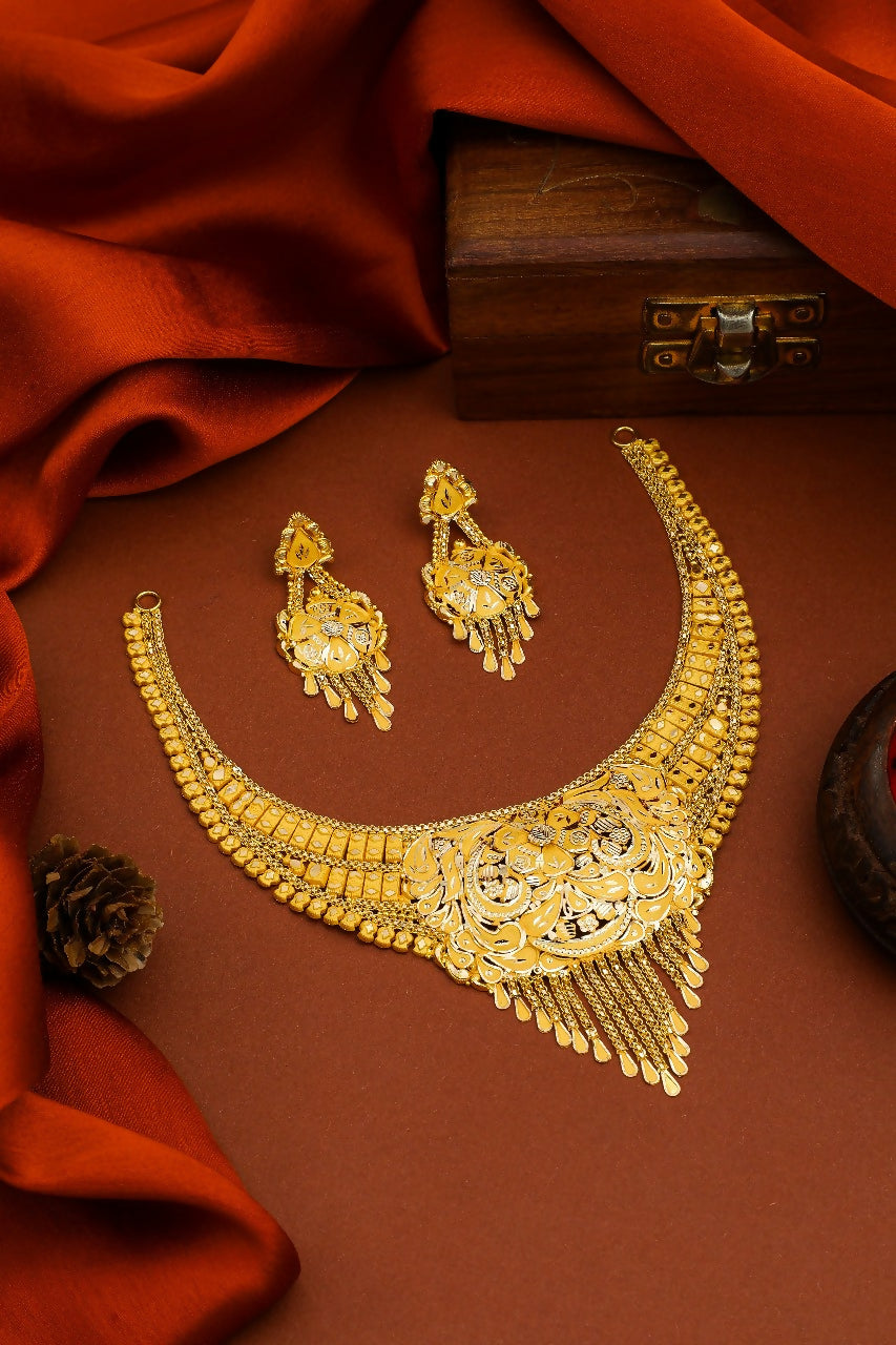 Gold Necklace Sarafa Bazar India