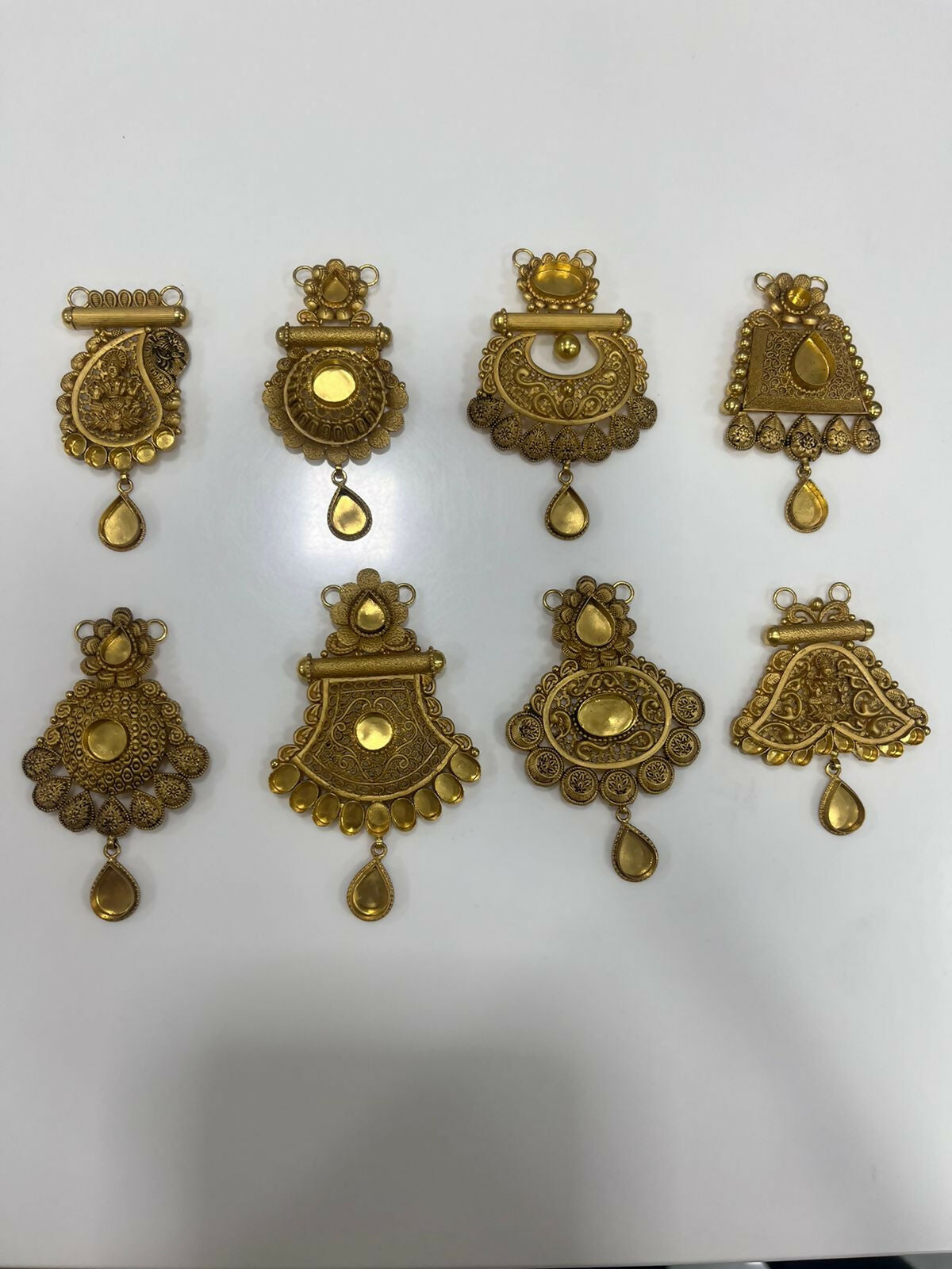 Antique Mangalsutra Pendant Sarafa Bazar India