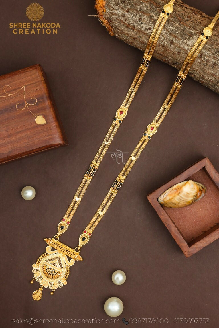 Gold Mangalsutra Sarafa Bazar India