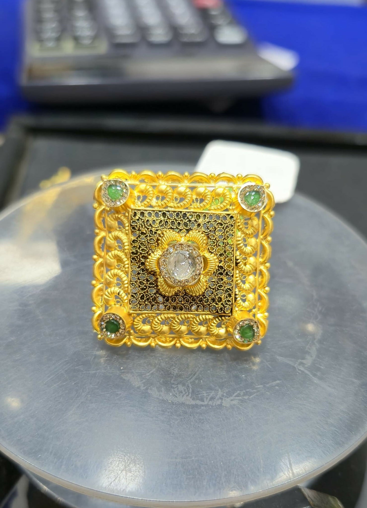 Gold Ladies Ring Sarafa Bazar India