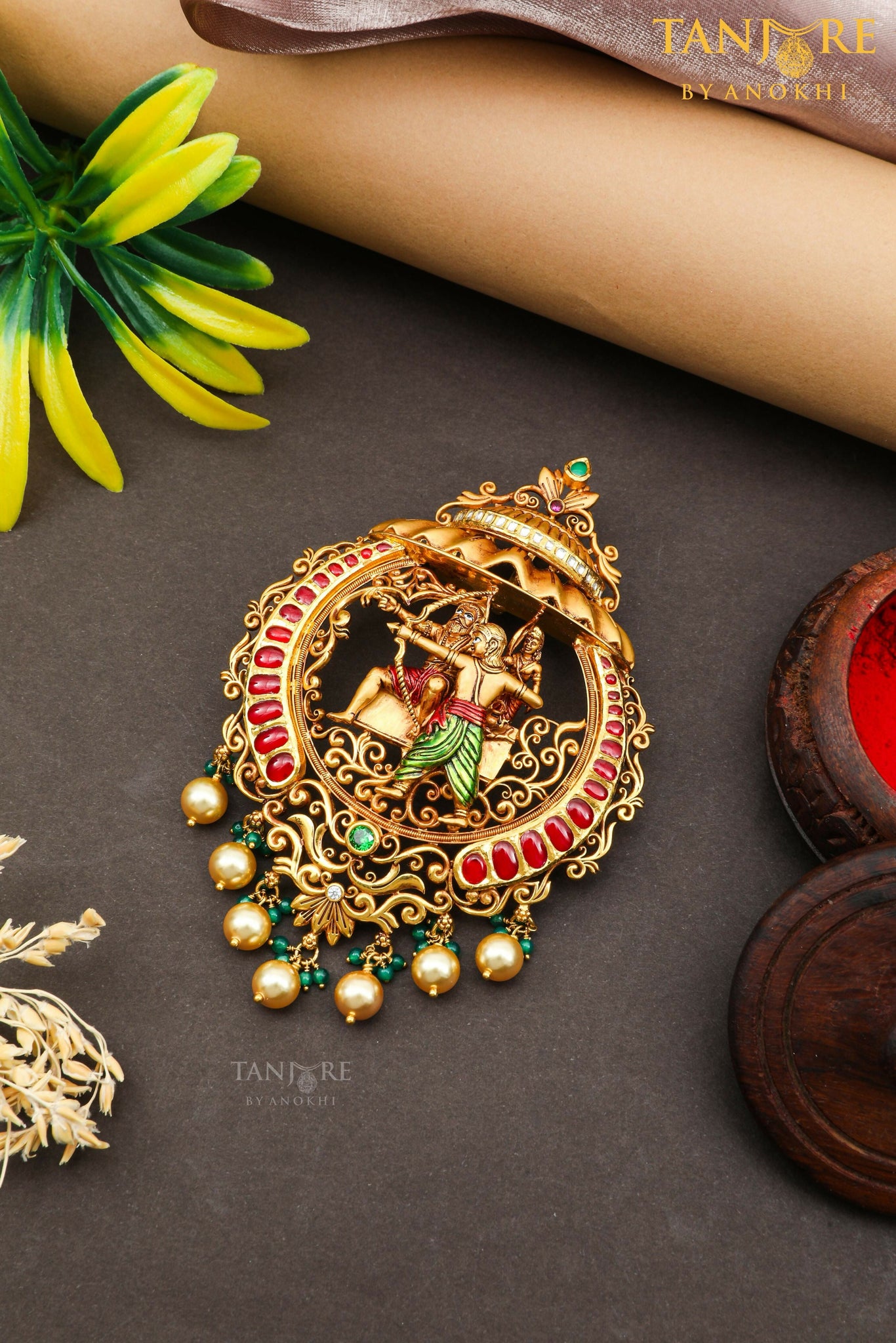 Antique Temple Pendant Sarafa Bazar India