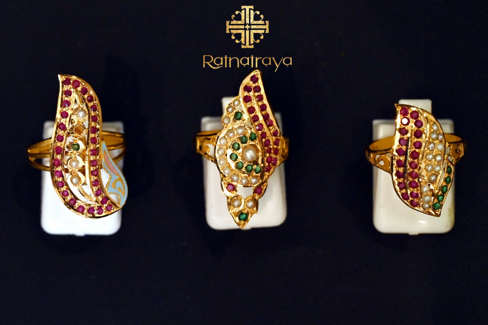 Jadau Ladies Rings Sarafa Bazar India