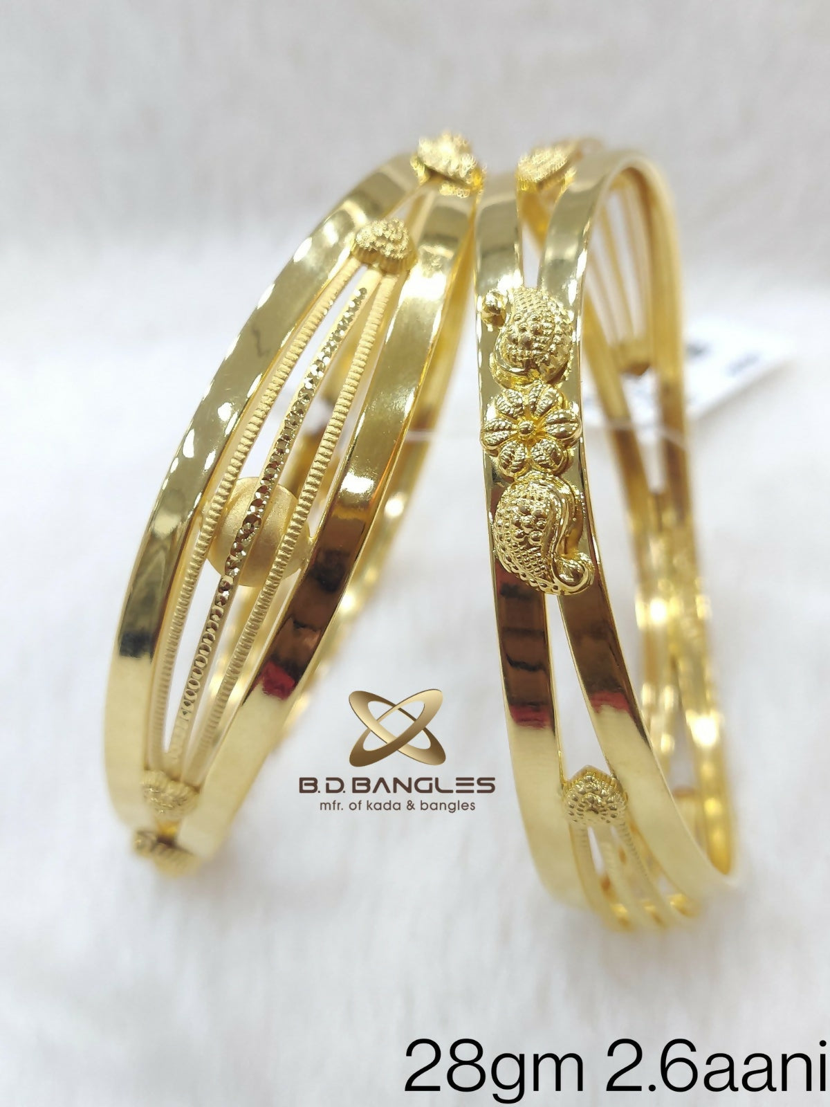 Fancy Gold Bangles Sarafa Bazar India