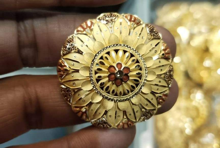 Gold Ladies Ring Sarafa Bazar India