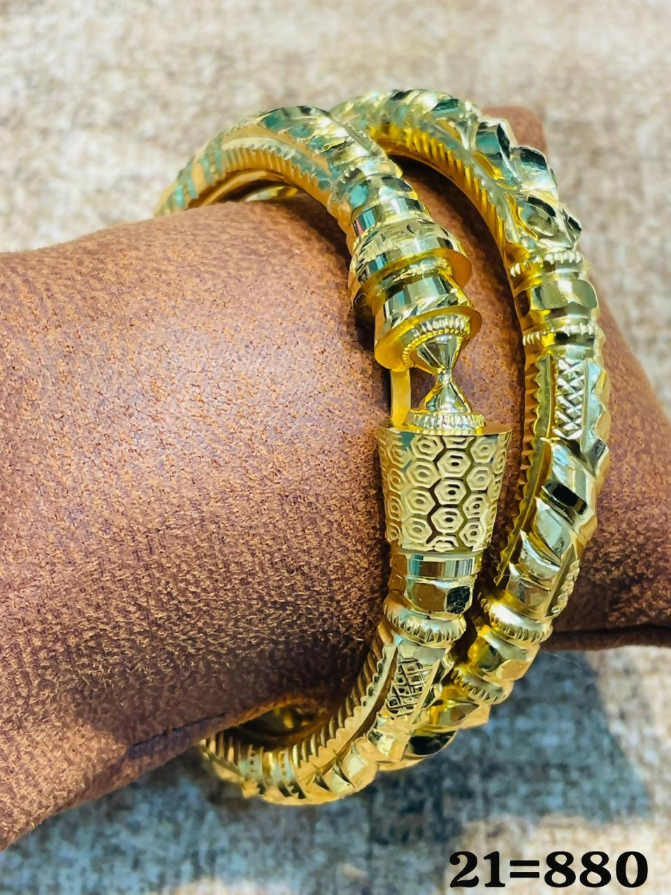 Nakashi Bangles Sarafa Bazar India