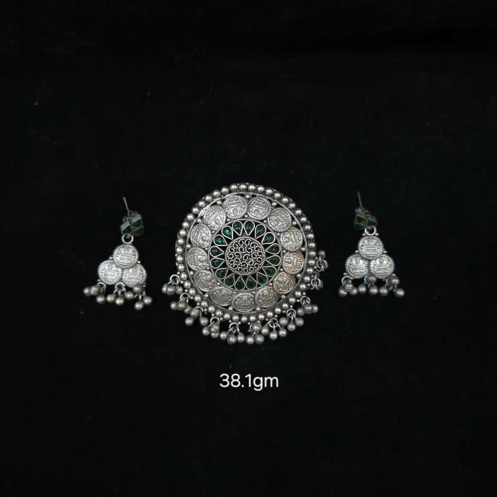 Silver Antique Pendant Set Sarafa Bazar India