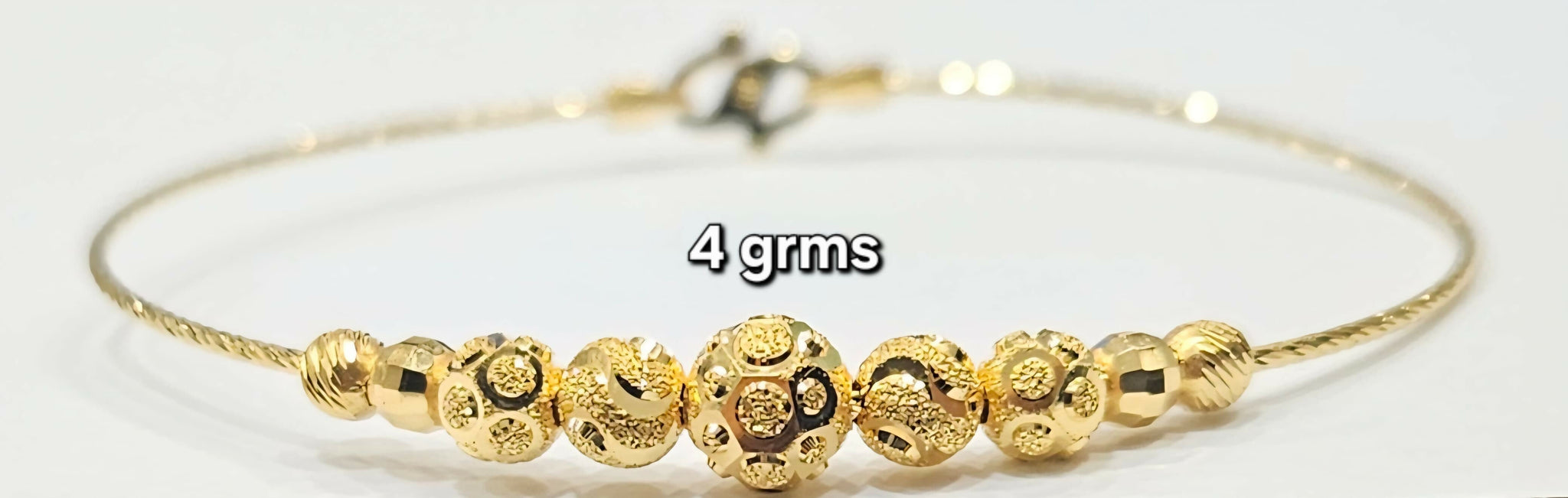 Ladies Vertical Kada Sarafa Bazar India