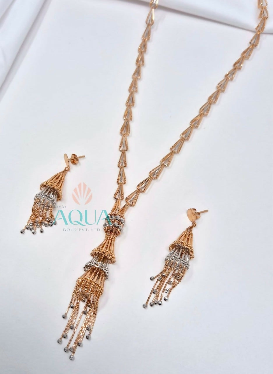 18Kt Italian Chain Set Sarafa Bazar India