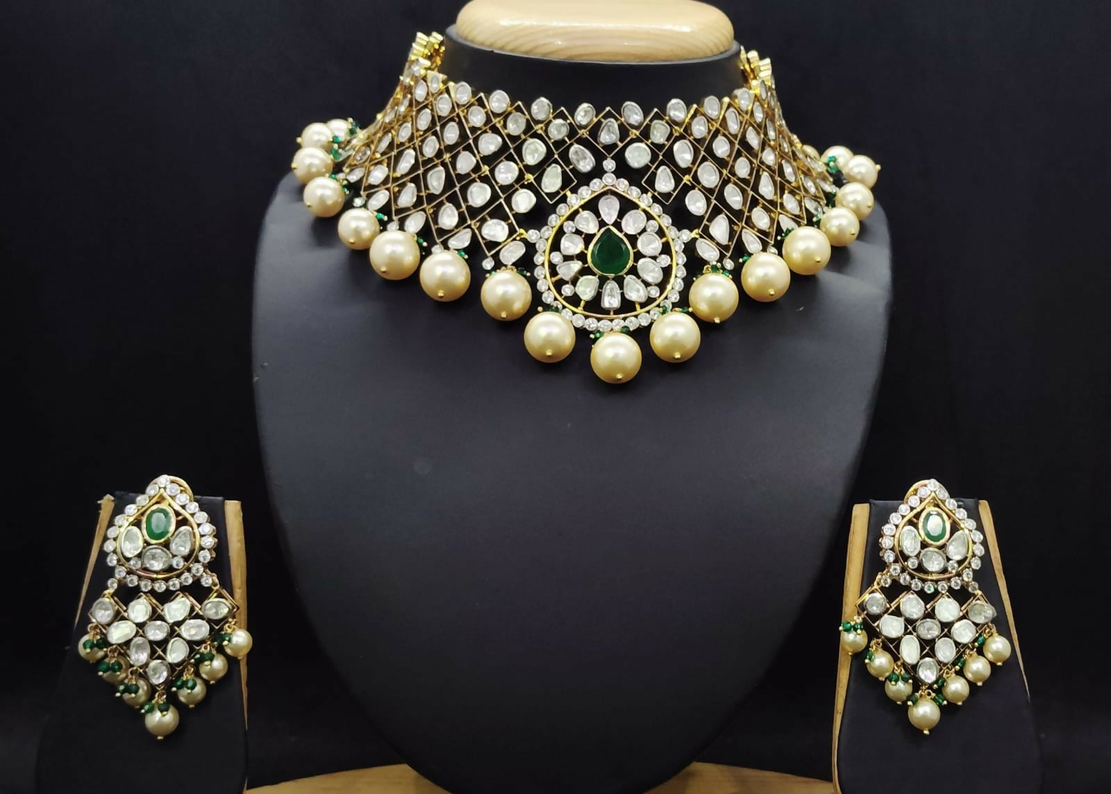 Diamond Choker Sarafa Bazar India