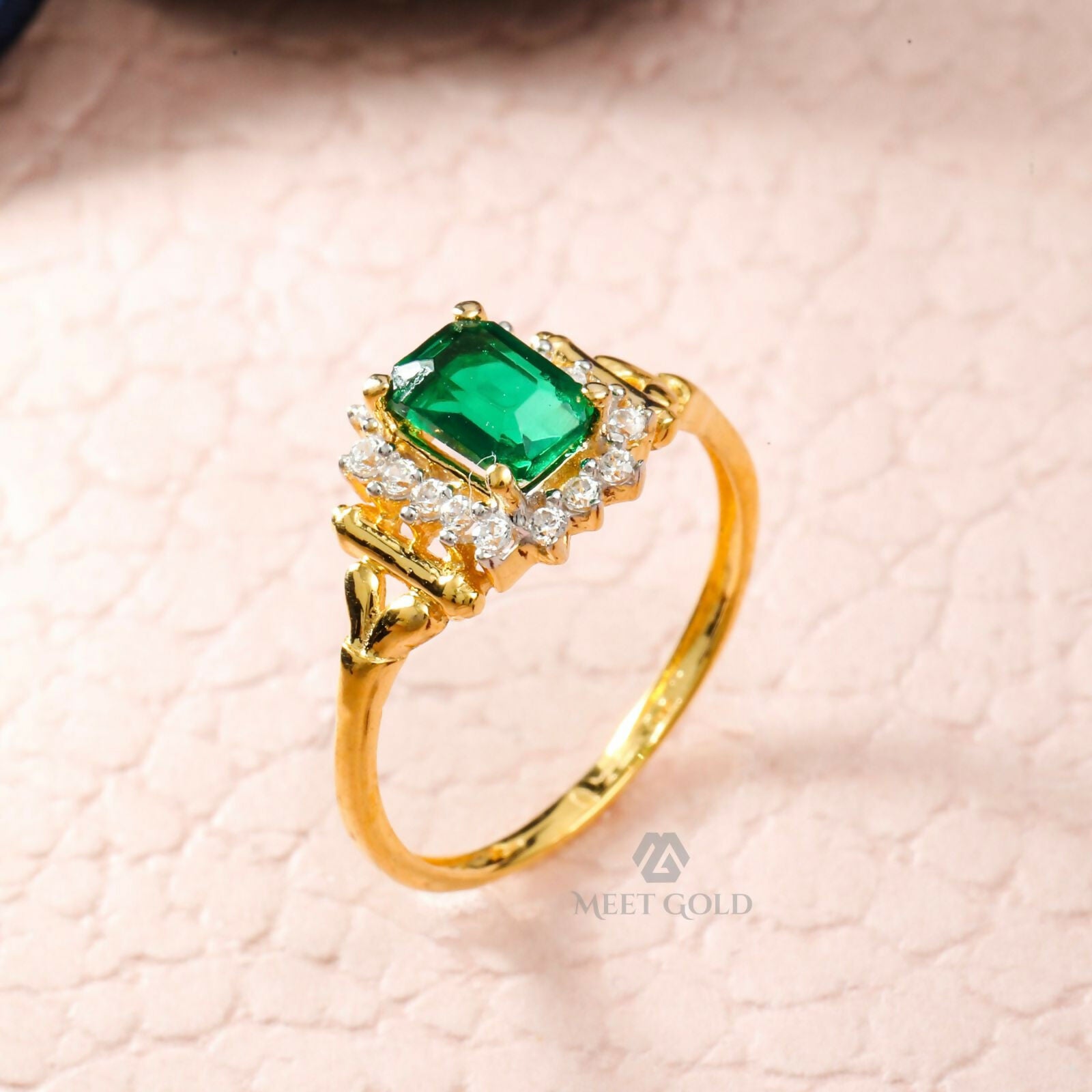 CZ Ladies Ring Sarafa Bazar India