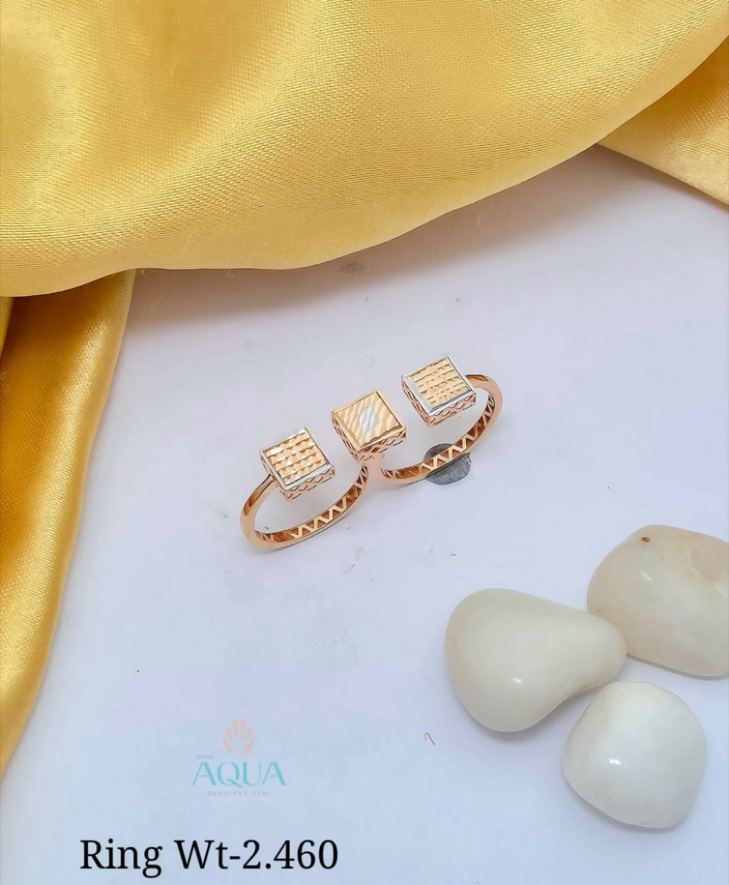 18kt Italian Ladies Ring Sarafa Bazar India