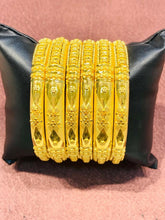 Kolkata Half Round Bangles Sarafa Bazar India