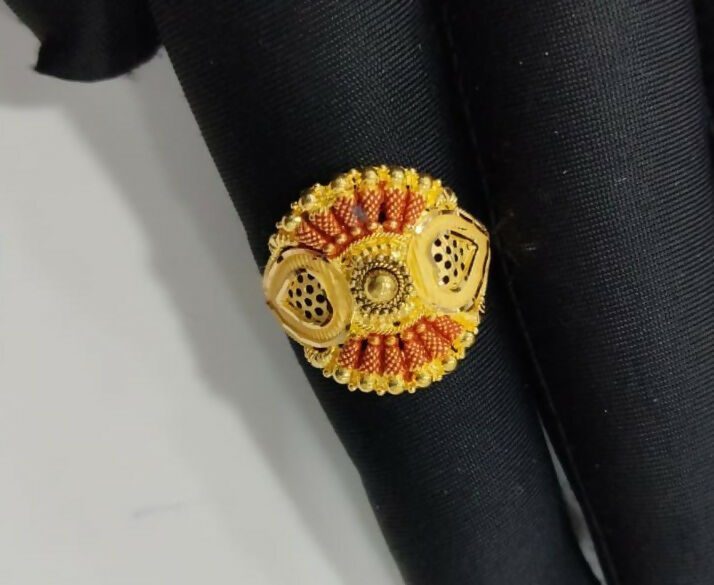 Gold Ladies Ring Sarafa Bazar India