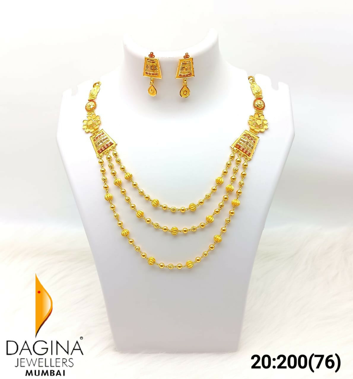 18kt Fancy Set Sarafa Bazar India