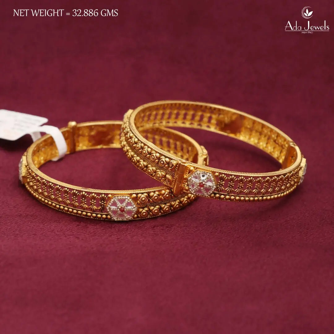 Antique Bangles Sarafa Bazar India