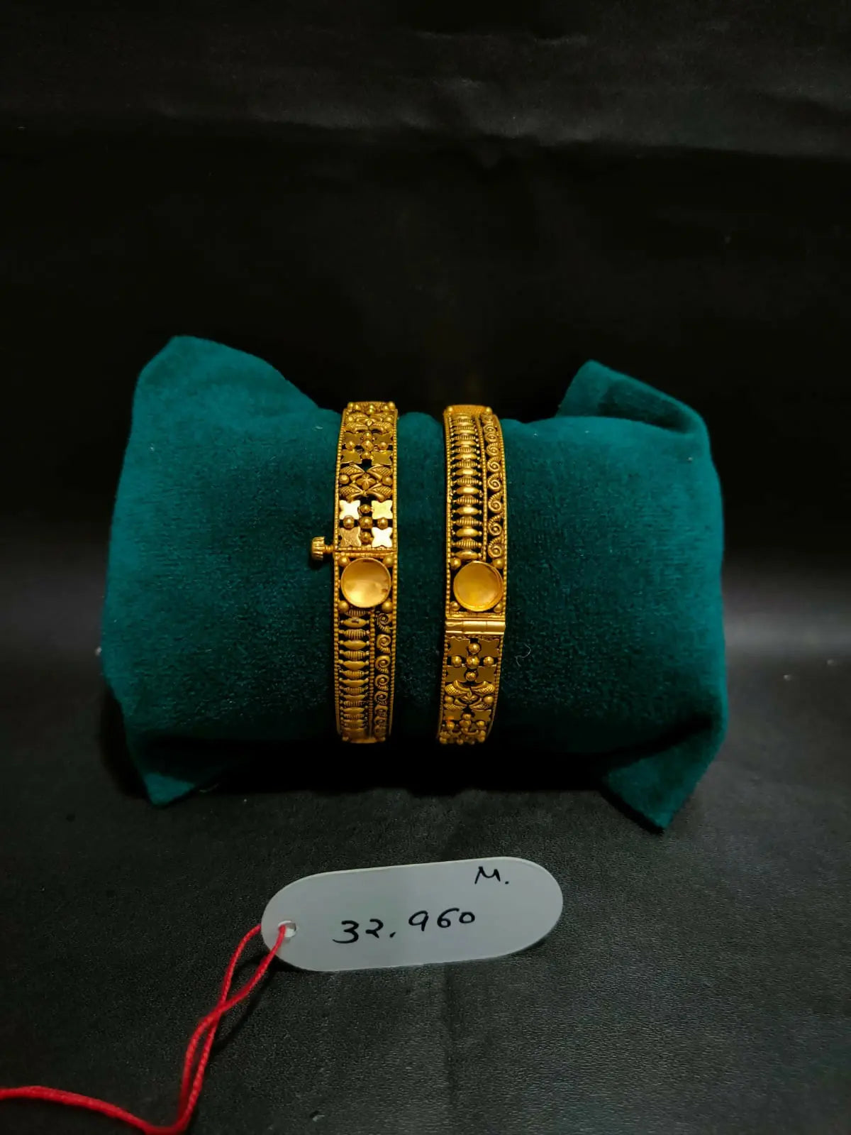Antique Bangles Khoka Sarafa Bazar India