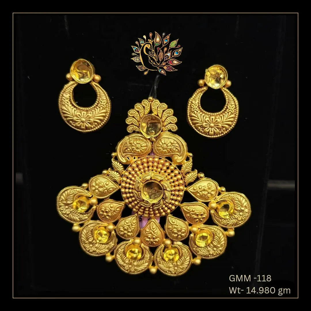 Antique Ghat Pendant Set Sarafa Bazar India