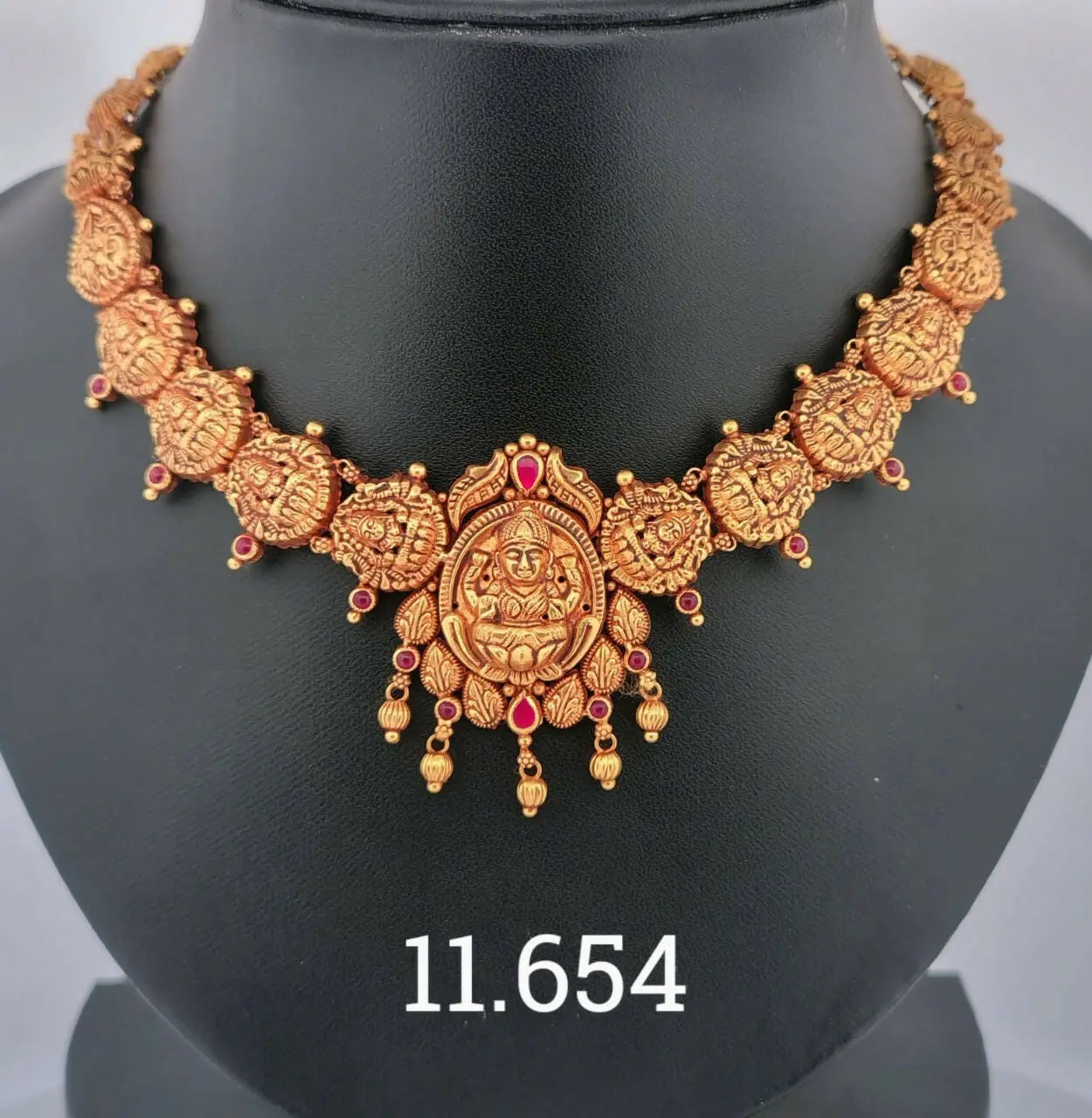 Antique Necklace Sarafa Bazar India