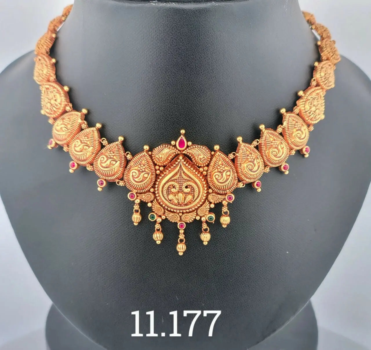 Antique Necklace Sarafa Bazar India