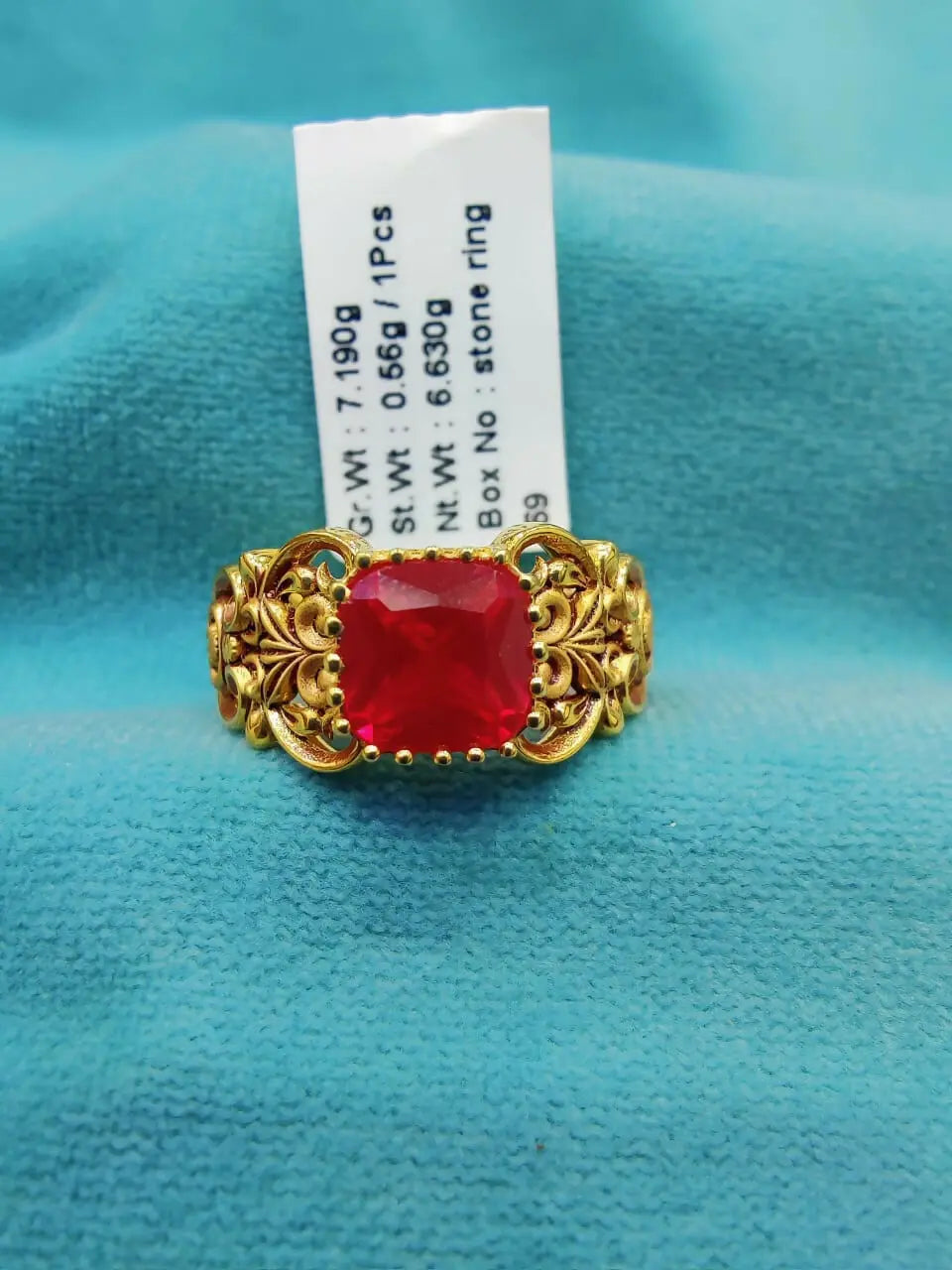 Antique Stone Ladies Ring Sarafa Bazar India