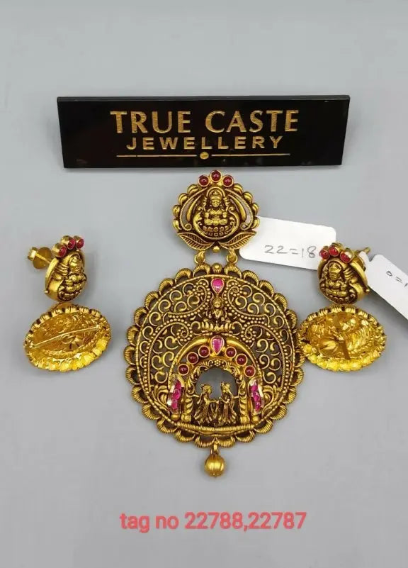 Antique Temple Pendant Set Sarafa Bazar India