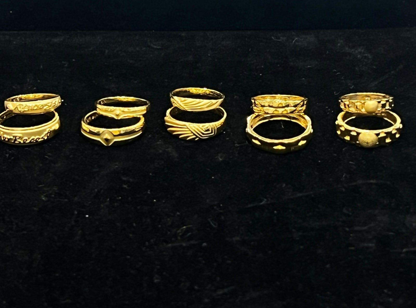 22kt Plain Casting Couple Rings Sarafa Bazar India