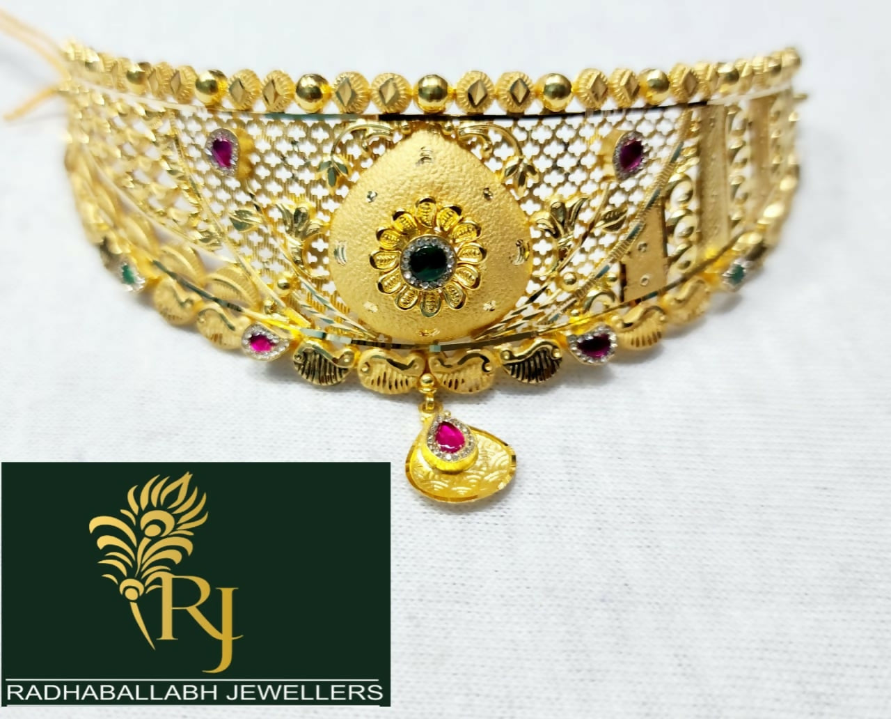 Gold Choker Sarafa Bazar India