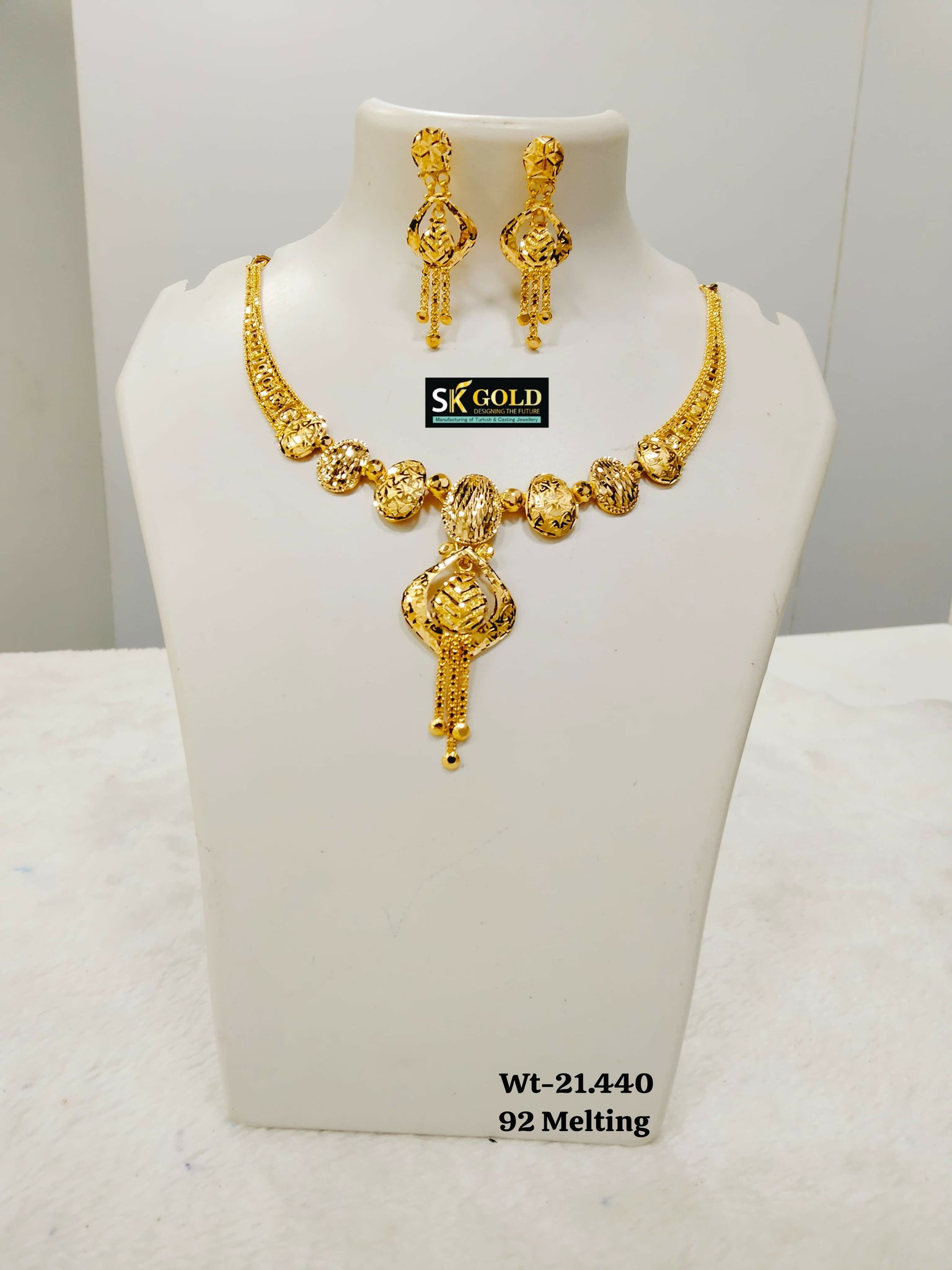 22kt Flora Set Sarafa Bazar India