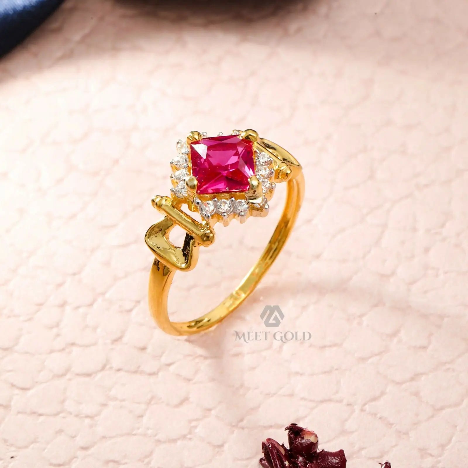 CZ Ladies Ring Sarafa Bazar India