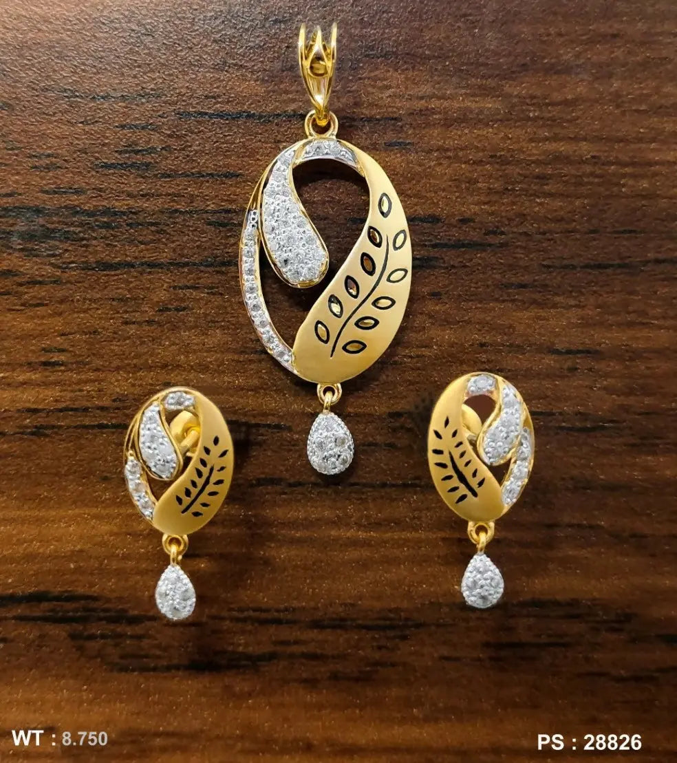 CZ Pendant Set Sarafa Bazar India